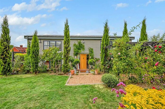 6 Bedroom Property For Sale In Chalk End, Roxwell, CM1