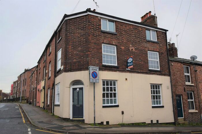 4 Bedroom End Of Terrace House To Rent In Bridge Street, Macclesfield SK11