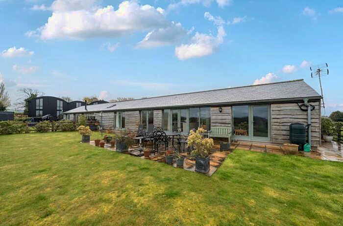 2 Bedroom Property For Sale In Mobley, Berkeley, GL13