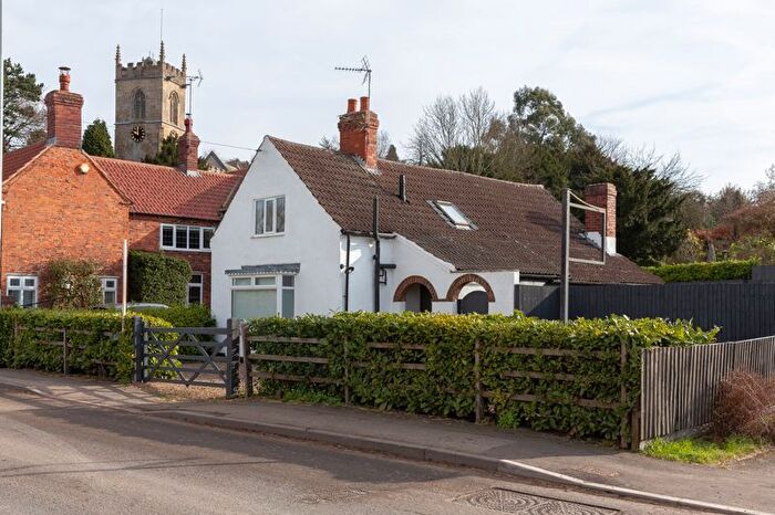 2 Bedroom Cottage For Sale In Main Street, Kirton, NG22