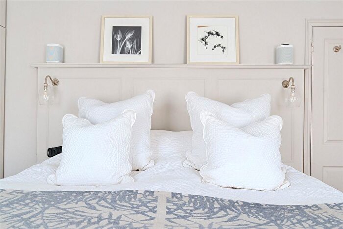 3 Bedroom Terraced House For Sale In Exeter, Devon, EX4