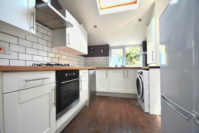 5 Bedroom Terraced House To Rent In Telephone Road, Southsea, PO4