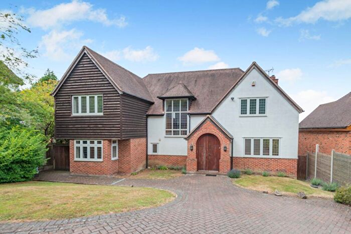 5 Bedroom House For Sale In Upper Icknield Way, Aston Clinton, HP22