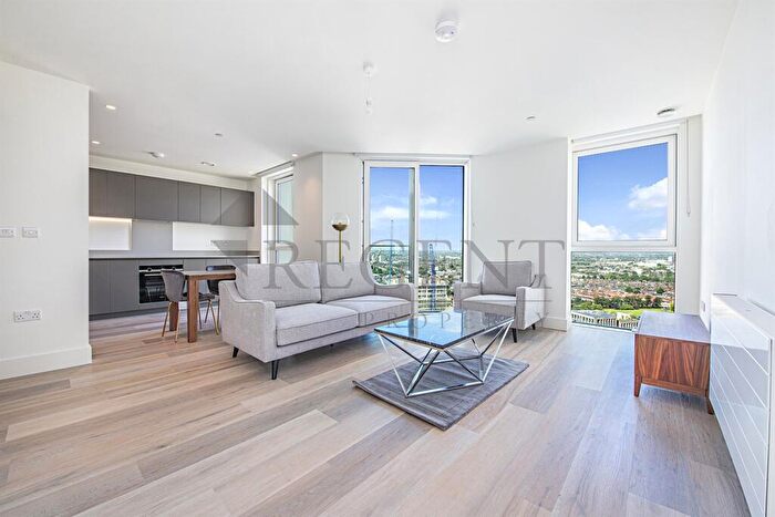 2 Bedroom Apartment To Rent In Hale Works, Daneland Walk, N17