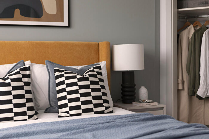 2 Bedroom Apartment To Rent In Dockside, Edinburgh, EH6