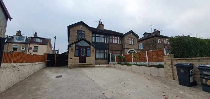 3 Bedroom Semi-Detached House To Rent In Horton Grange Road, Bradford, BD7