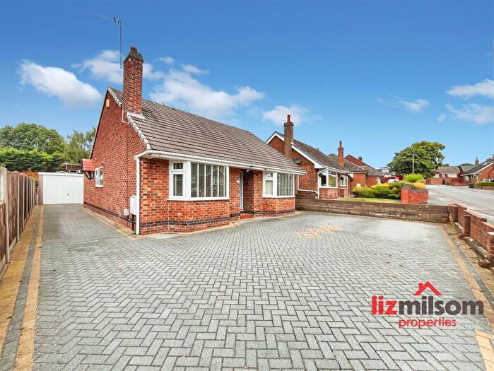 2 Bedroom Detached Bungalow For Sale In Oldfield Drive, Swadlincote, DE11
