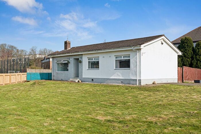 3 Bedroom Detached Bungalow For Sale In Duntocher Road, Bearsden, G61