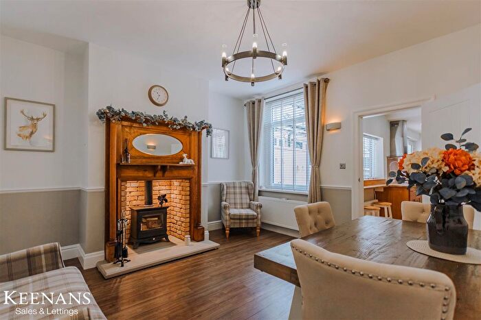 3 Bedroom Terraced House For Sale In Lower Rook Street, Barnoldswick, BB18