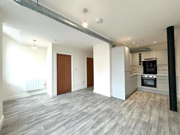 1 Bedroom Apartment To Rent In Crocus Street, Nottingham, NG2