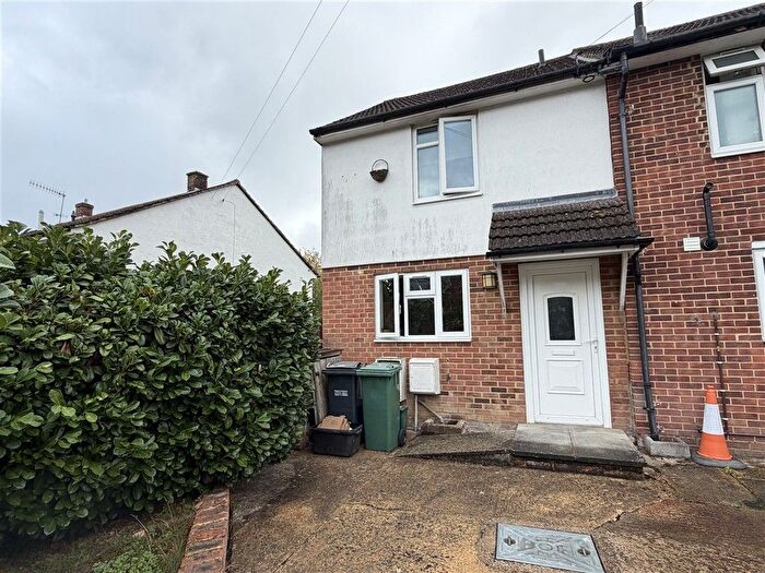 2 Bedroom End Terrace House For Sale In Colman Way, Redhill, Surrey, RH1