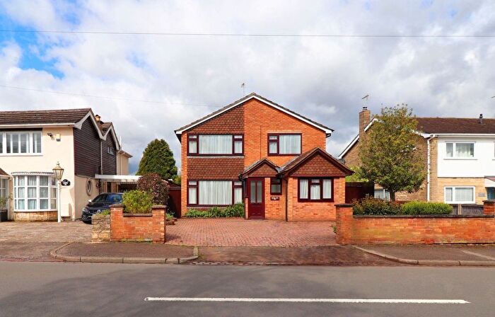 3 Bedroom Property To Rent In Old Bath Road, Leckhampton, Cheltenham, GL53