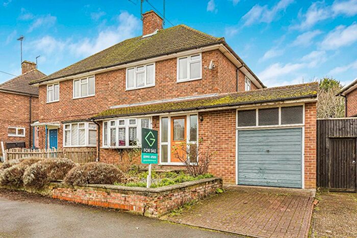 3 Bedroom Semi-Detached House For Sale In Purkiss Road, Hertford, SG13