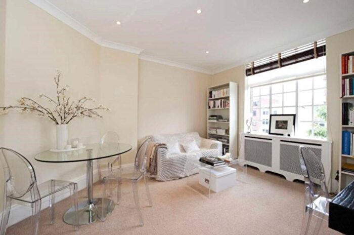 1 Bedroom Flat To Rent In Daver Court, Chelsea, SW3