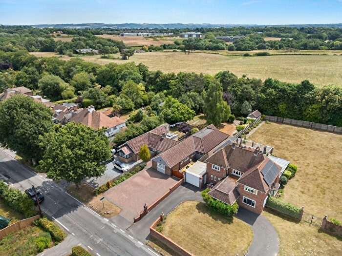 4 Bedroom Bungalow For Sale In Sandyhurst Lane, Ashford, TN25