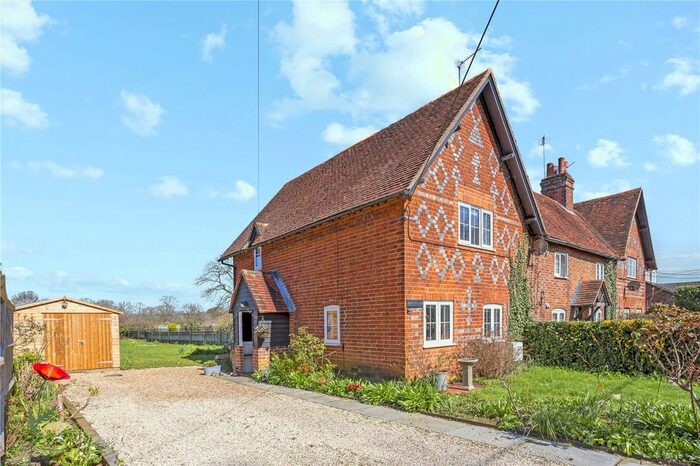 2 Bedroom End Of Terrace House For Sale In Gravel Road, Binfield Heath, Henley-On-Thames, Oxfordshire, RG9