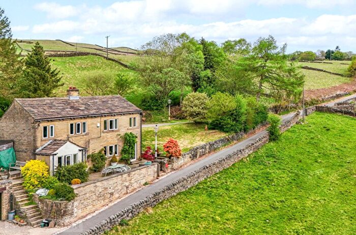 3 Bedroom Detached House For Sale In Heys Lane, Wainstalls, Halifax, West Yorkshire, HX2