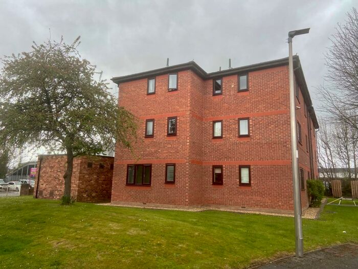 2 Bedroom Flat To Rent In Wetherby Close, Chester, CH1