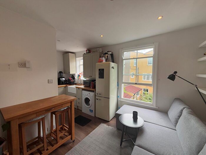2 Bedroom Flat To Rent In Stanley Road, Top Floor Flat, BS6