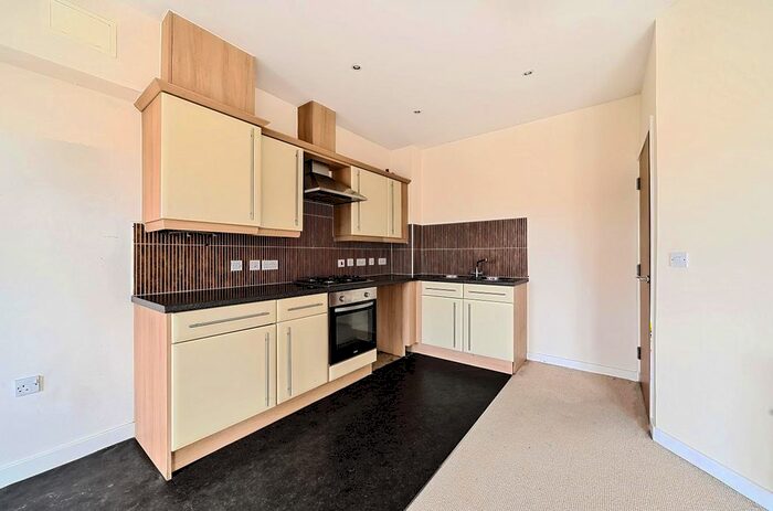 1 Bedroom Flat For Sale In Lilac Lodge, Larch Road, Selby, YO8