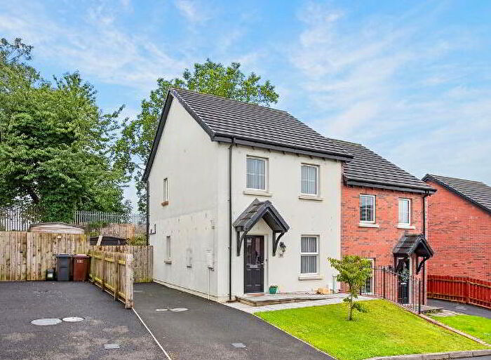 3 Bedroom Semi-Detached House For Sale In Ballyveigh Avenue, Antrim, BT41