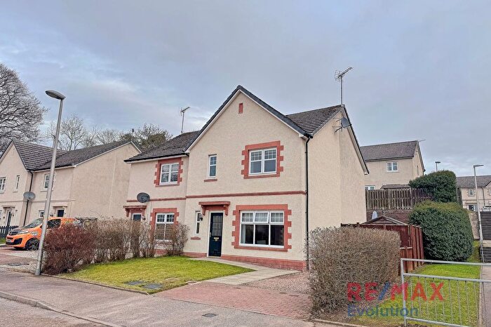 3 Bedroom Semi Detached House For Sale In Meadowview Place, Turriff, AB53