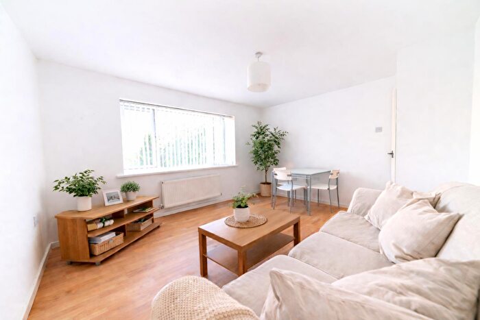 2 Bedroom Flat To Rent In Flat, Wilkinson Street, Sheffield, S10