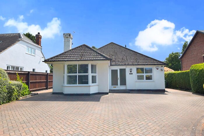 5 Bedroom Detached Bungalow For Sale In Humberston Avenue, Humberston, Grimsby, DN36