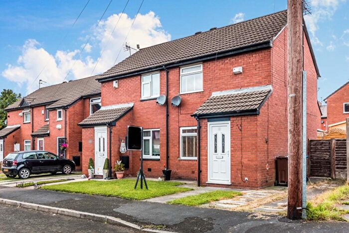 2 Bedroom Semi Detached House To Rent In The Mews, M40