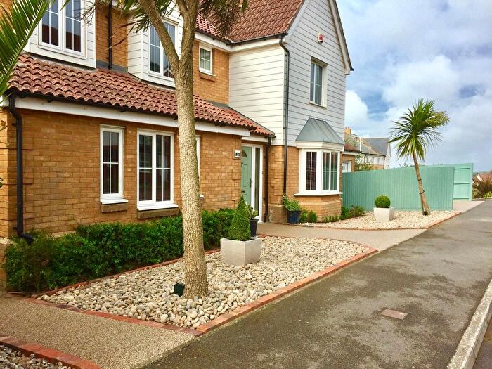 5 Bedroom Detached House For Sale In Alexandra Corniche, Hythe, Kent, CT21