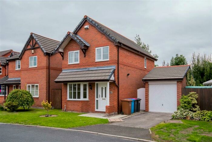 3 Bedroom Detached House To Rent In Spindlepoint Drive, Worsley, Manchester, M28