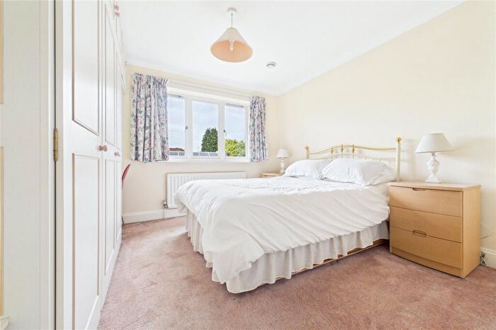 4 Bedroom Detached House For Sale In Victoria Road, Mortimer, Reading, RG7
