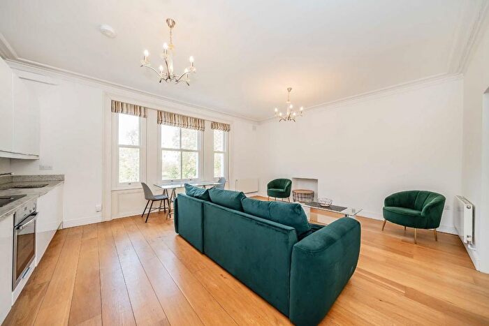 1 Bedroom Flat To Rent In Ladbroke Square, Notting Hill, W11