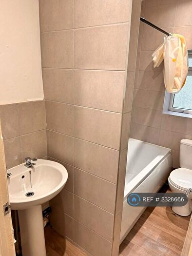 2 Bedroom Flat To Rent In Cocker Street, Blackpool, FY1