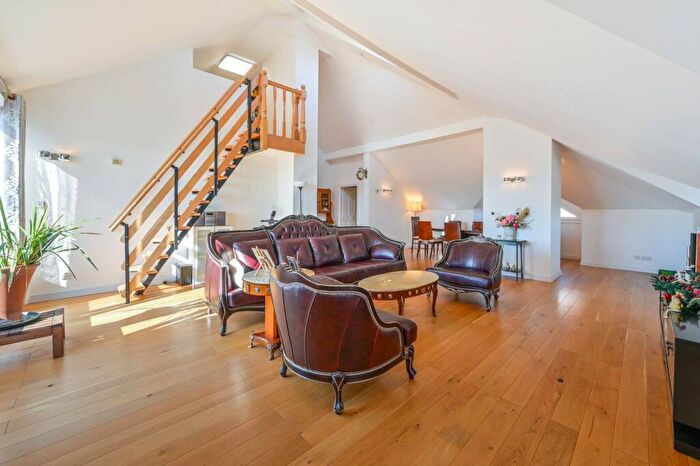 3 Bedroom Penthouse For Sale In Ares Court, Homer Drive, Canary Wharf, London, E14