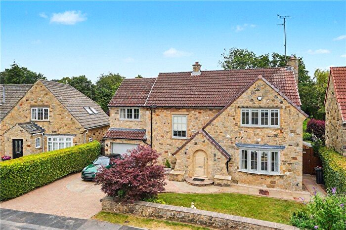 4 Bedroom Detached House To Rent In Millbeck Green, Collingham, Wetherby, West Yorkshire, LS22