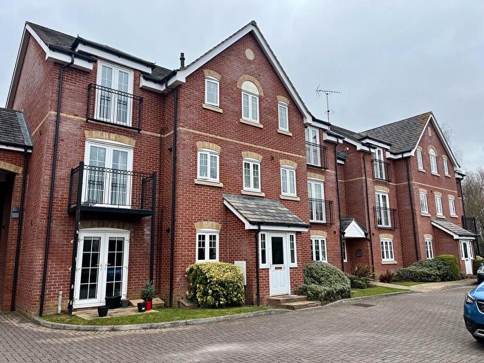 2 Bedroom Apartment To Rent In Meadowview, Hungerford, RG17