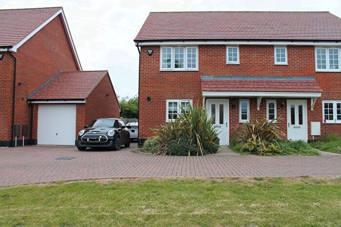 3 Bedroom Semi-Detached House To Rent In Silfield Road, Wymondham, NR18