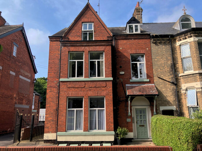 2 Bedroom Flat To Rent In Westbourne Avenue, Princes Avenue, HU5