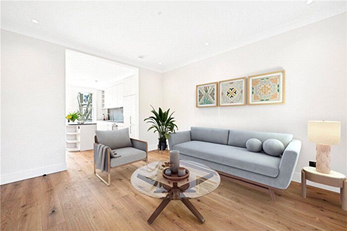 4 Bedroom Flat To Rent In Philbeach Gardens, Earls Court, London, SW5