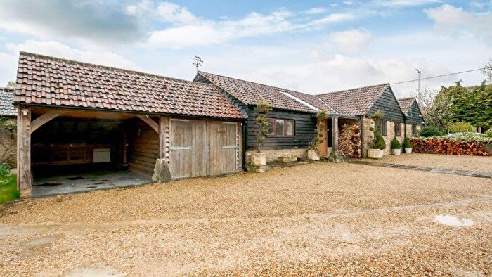 5 Bedroom Country House To Rent In The Old Dairy, Littleworth, SN7