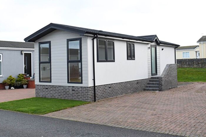 2 Bedroom Park Home For Sale In Seahaven Road, Groomsport, BT19