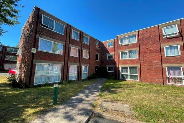 1 Bedroom Flat To Rent In Compton Road, Wolverhampton, WV3