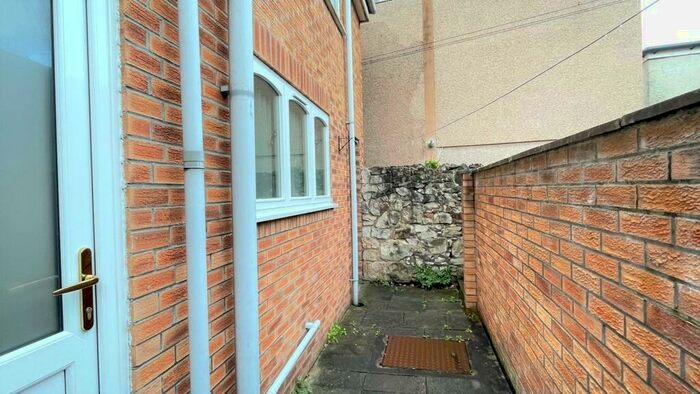 2 Bedroom Terraced House For Sale In Brookes Street, Llandudno, LL30