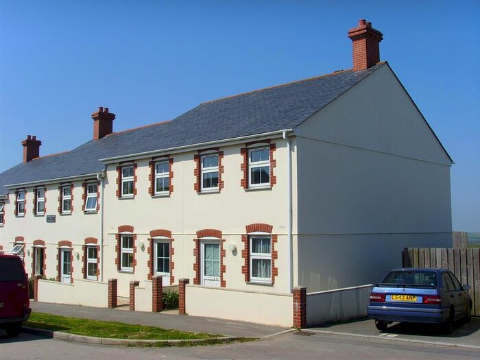 1 Bedroom Flat To Rent In Fraddon, Cornwall, TR9
