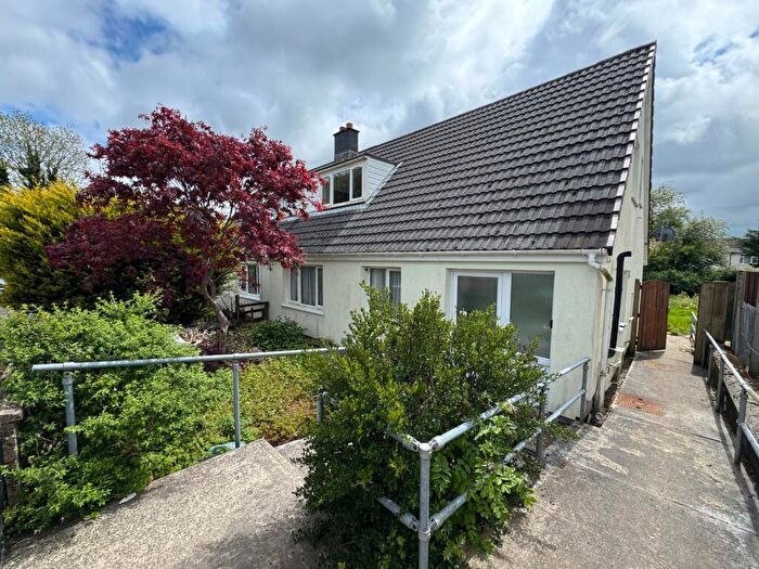 4 Bedroom Semi-Detached Bungalow For Sale In The Beeches, Llandysul, SA44
