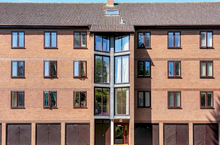 1 Bedroom Flat To Rent In Winslow Close, Eastcote, Pinner, HA5