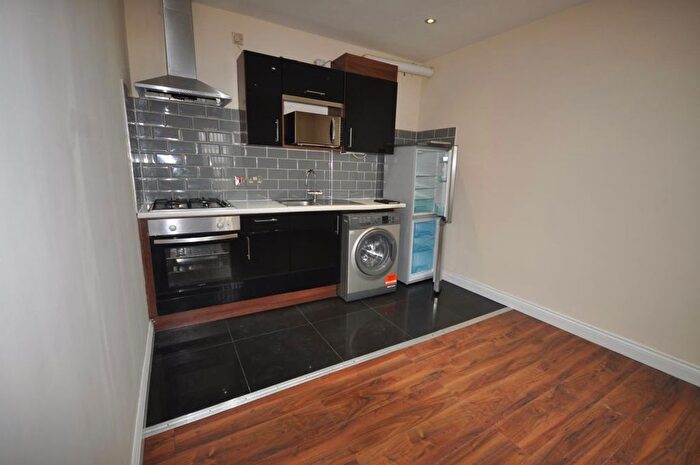 2 Bedroom Flat To Rent In Aneeka Court, Bedford, MK42