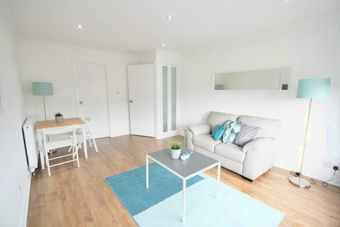 1 Bedroom Flat To Rent In Laird Place, Bridgeton, Glasgow, G40