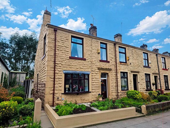 3 Bedroom End Of Terrace House For Sale In Bury Road, Tottington, Bury, BL8